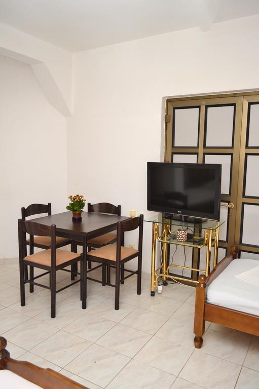 באר Guest House Lukac מראה חיצוני תמונה