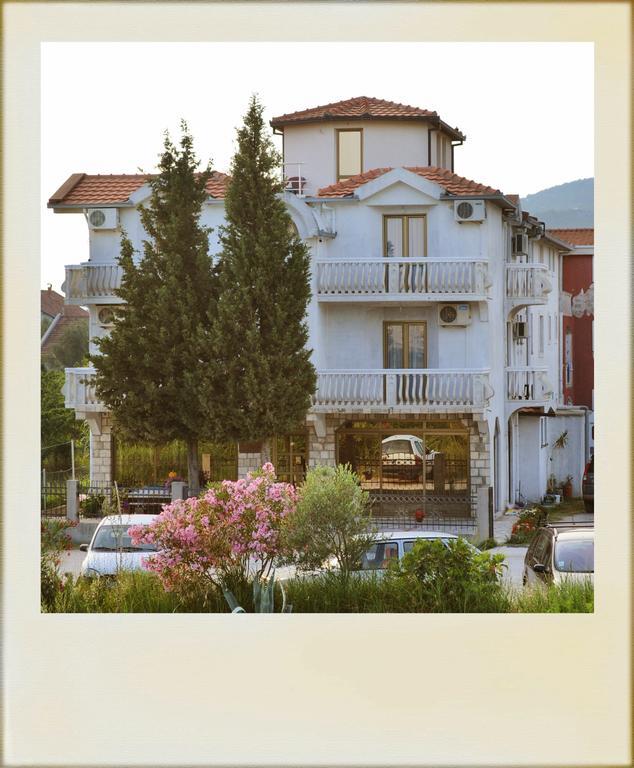 באר Guest House Lukac מראה חיצוני תמונה